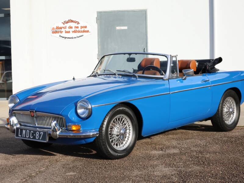 MG B Bleue 1976
