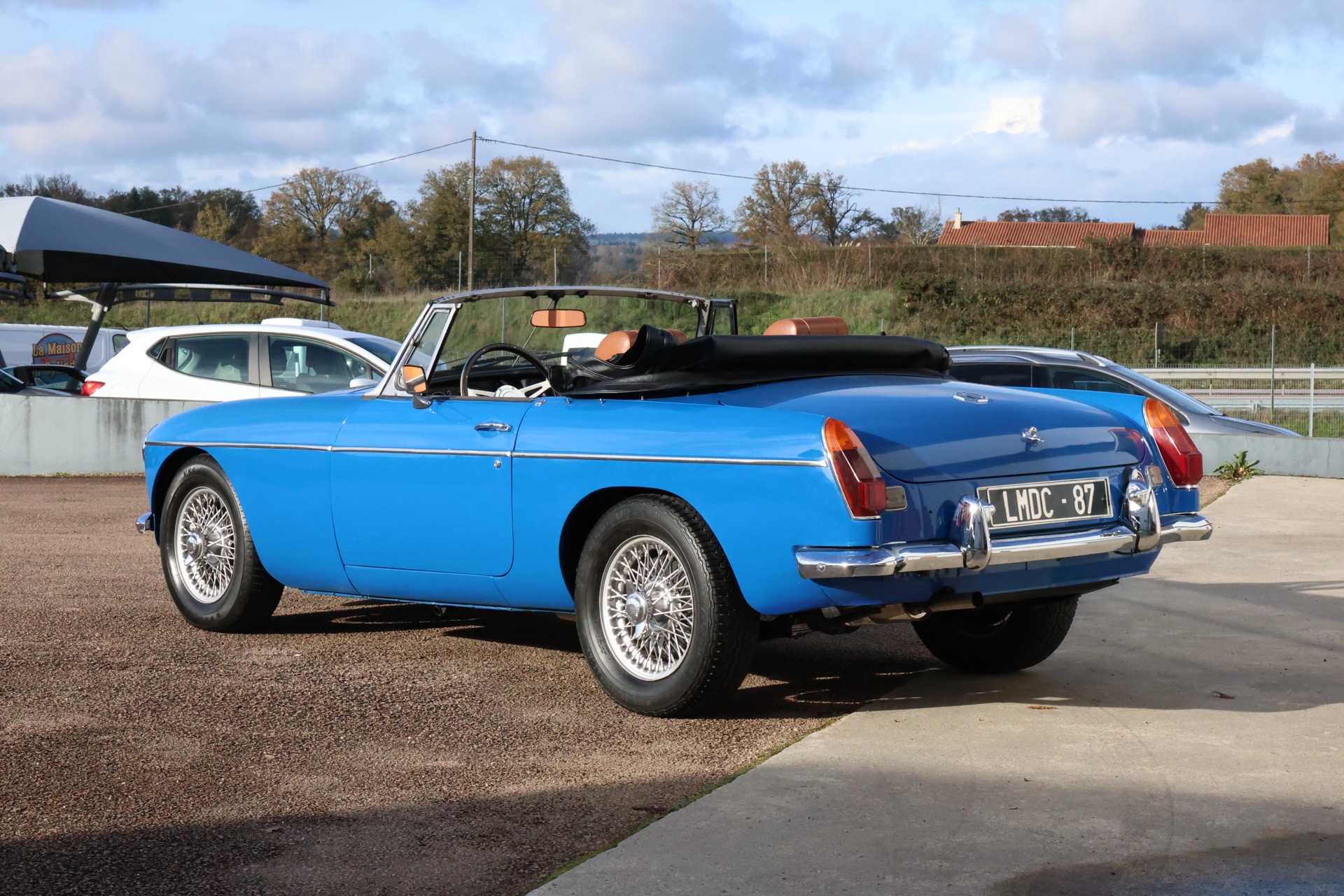 MG B Bleue 1976 – Image 26