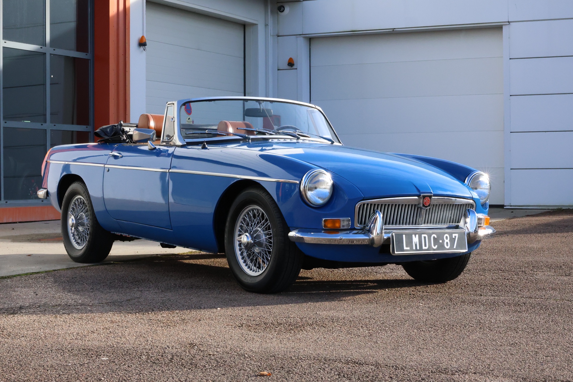 MG B Bleue 1976 – Image 23