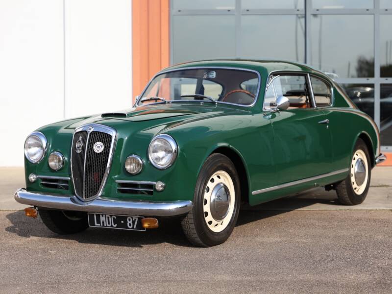 Lancia Aurélia B20 GT Série VI de 1957