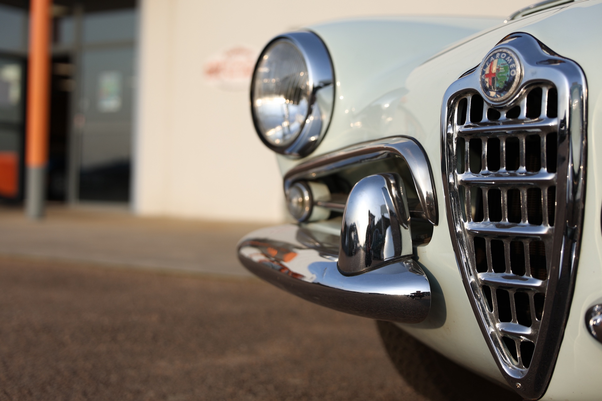 Alfa Roméo Spider Giulia Bleu Ciel 1963 – Image 11