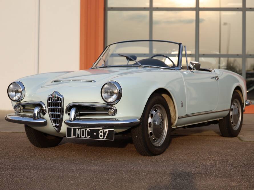 Alfa Roméo Spider Giulia Bleu Ciel 1963