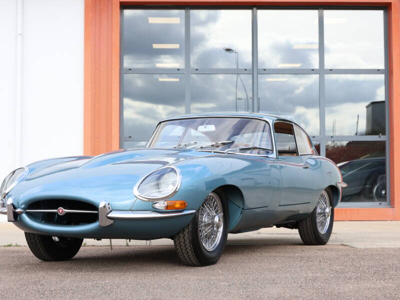 Jaguar Type E Série 1  4.2 Coupe Bleu 1965