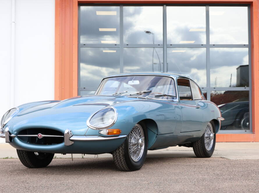 Jaguar Type E Série 1  4.2 Coupe Bleu 1965