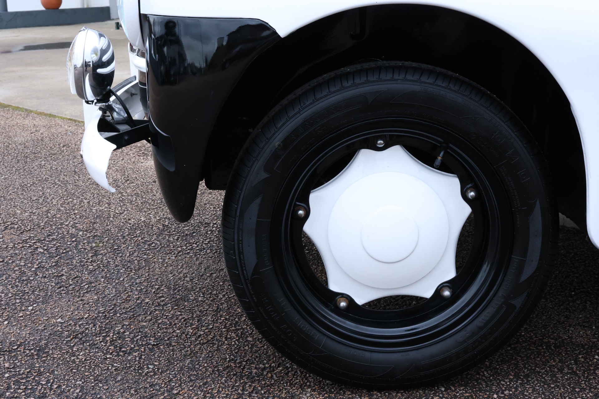 Renault 4CV Pie bicolore 1954 – Image 8