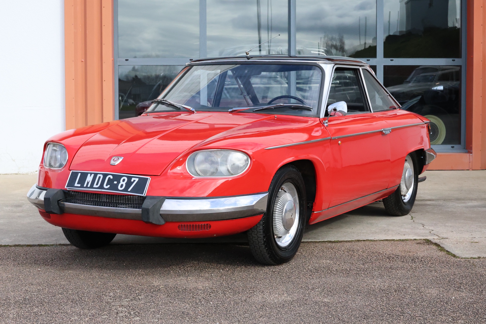 Panhard 24 CT Rouge 1964