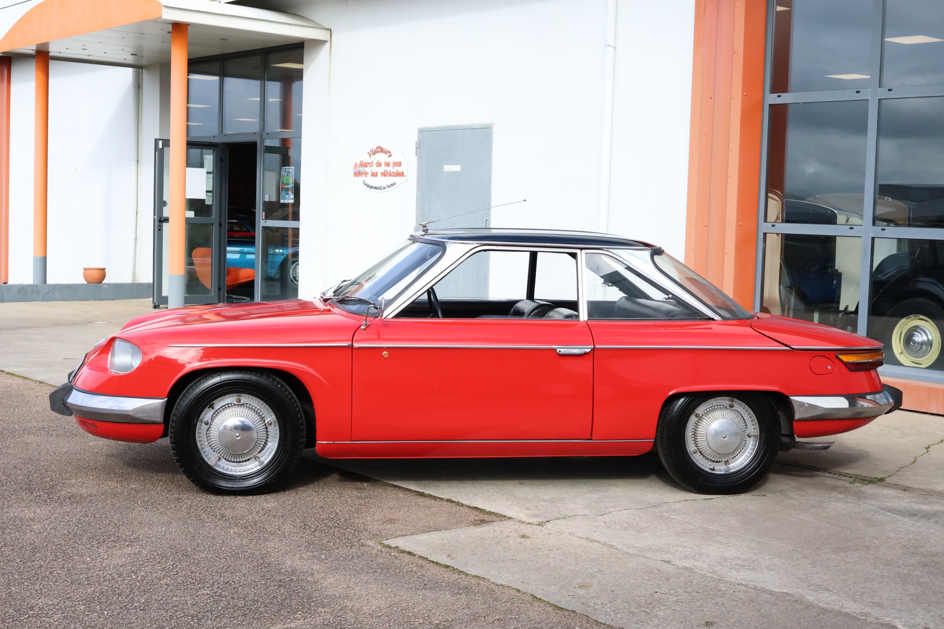 Panhard 24 CT Rouge 1964 – Image 3