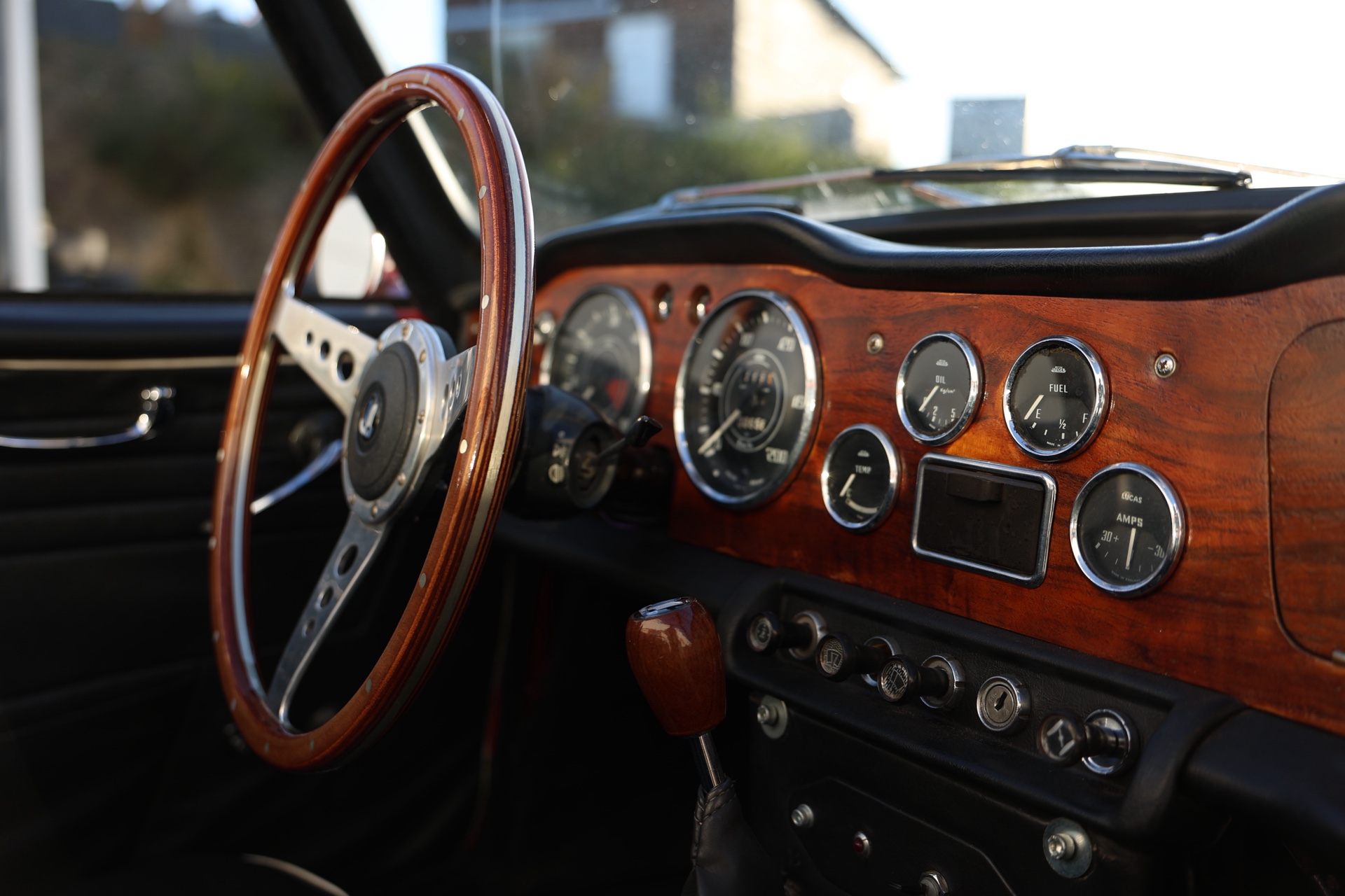Triumph TR4 A IRS Cabriolet Rouge 1965 – Image 19