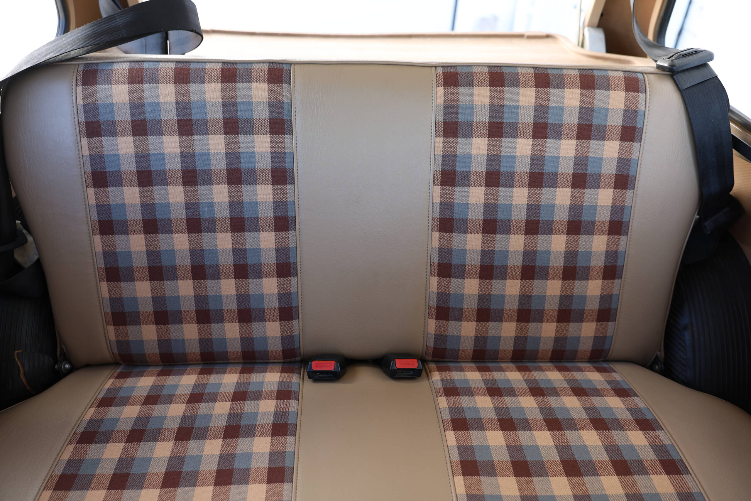 Renault 4l GTL Clan Beige 1985 – Image 16