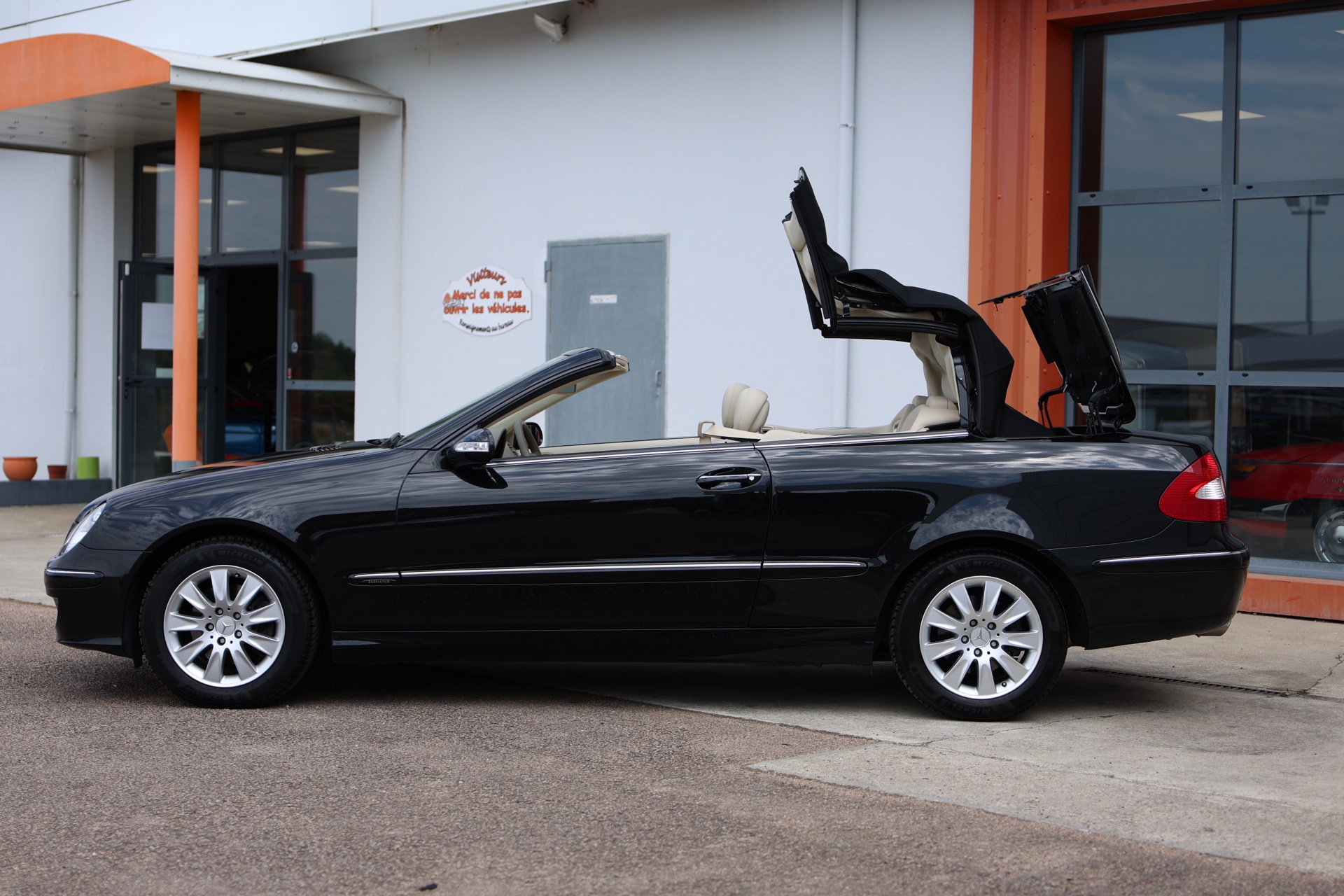 Mercedes CLK 200 Kompressor II Noire 2005 – Image 7