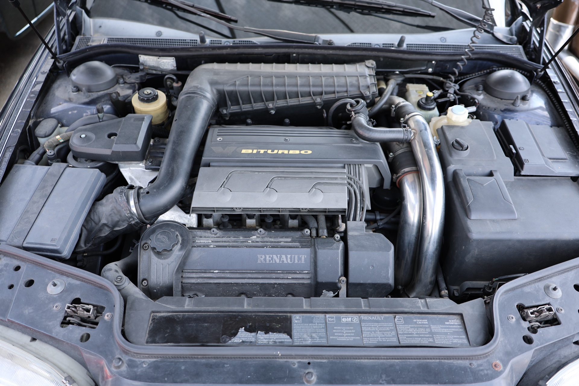 Renault Safrane Biturbo Baccara Bleue 1994 – Image 18