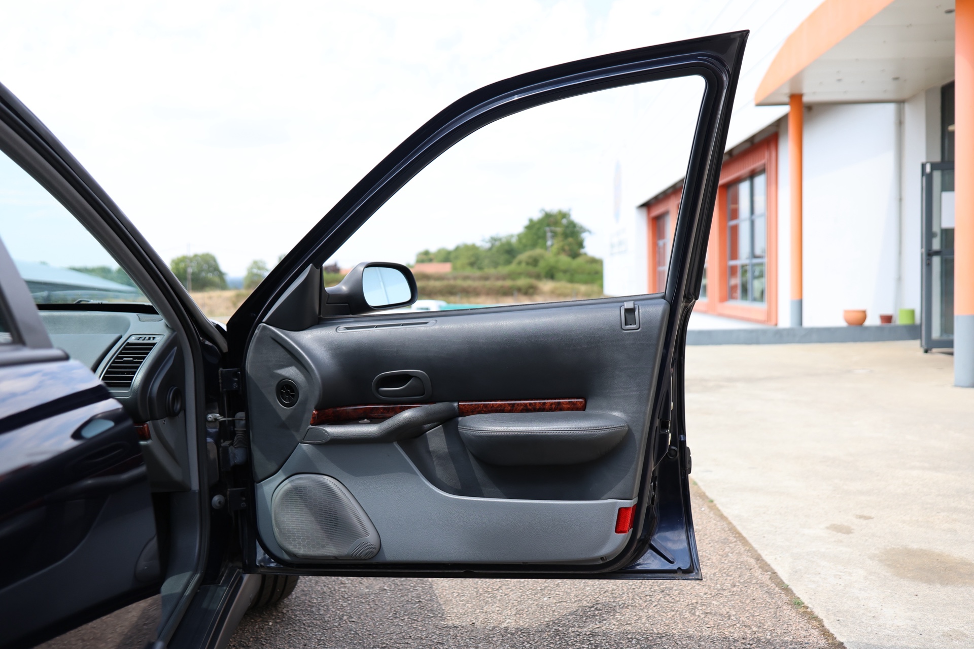 Renault Safrane Biturbo Baccara Bleue 1994 – Image 16