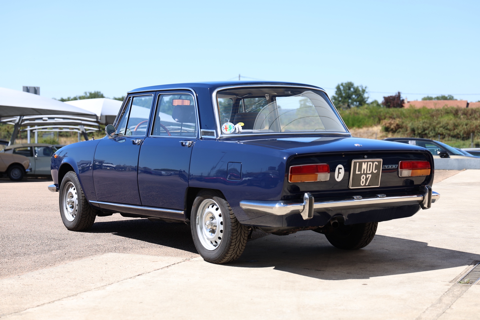 Alfa Roméo 2000 Berlina Bleu 1971 – Image 6