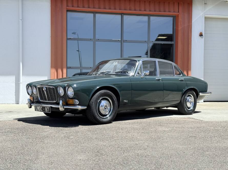Jaguar XJ6  4.2 Série 1 British Racing Green 1970