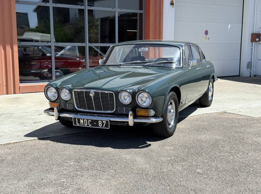 Jaguar XJ6  4.2 Série 1 British Racing Green 1970