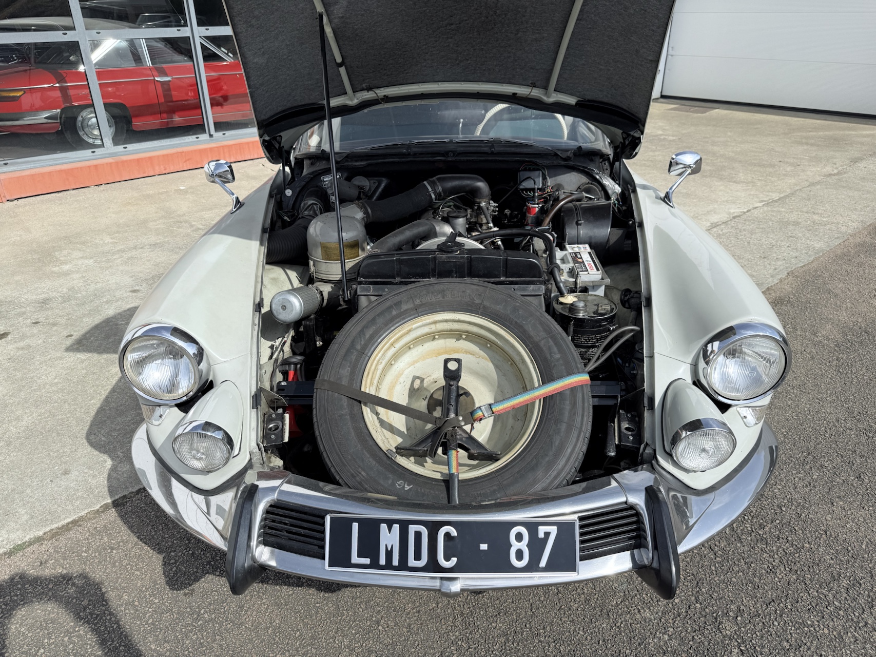 Citroën ID 19 Blanche 1964 – Image 21