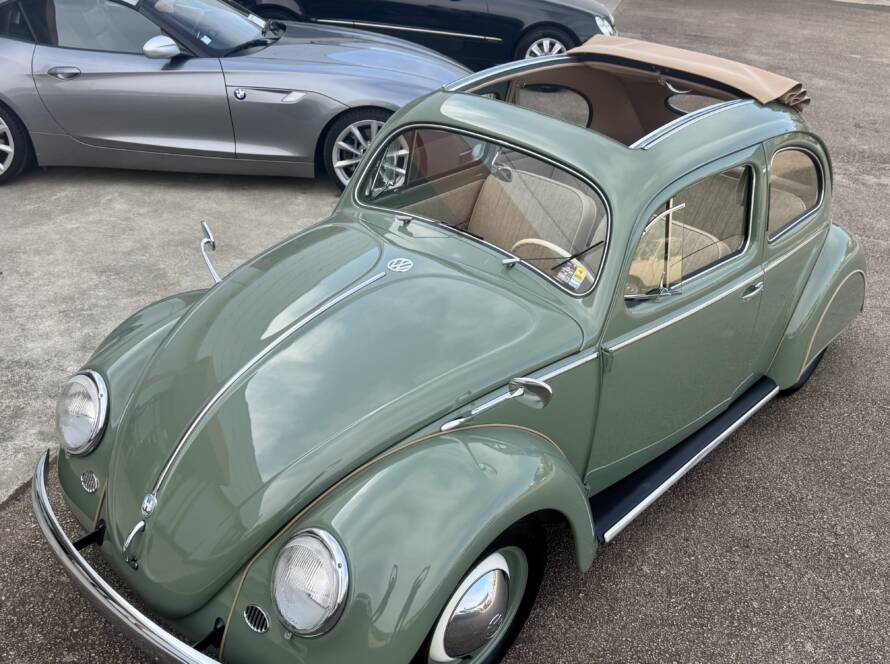 VW Coccinelle Ovale découvrable