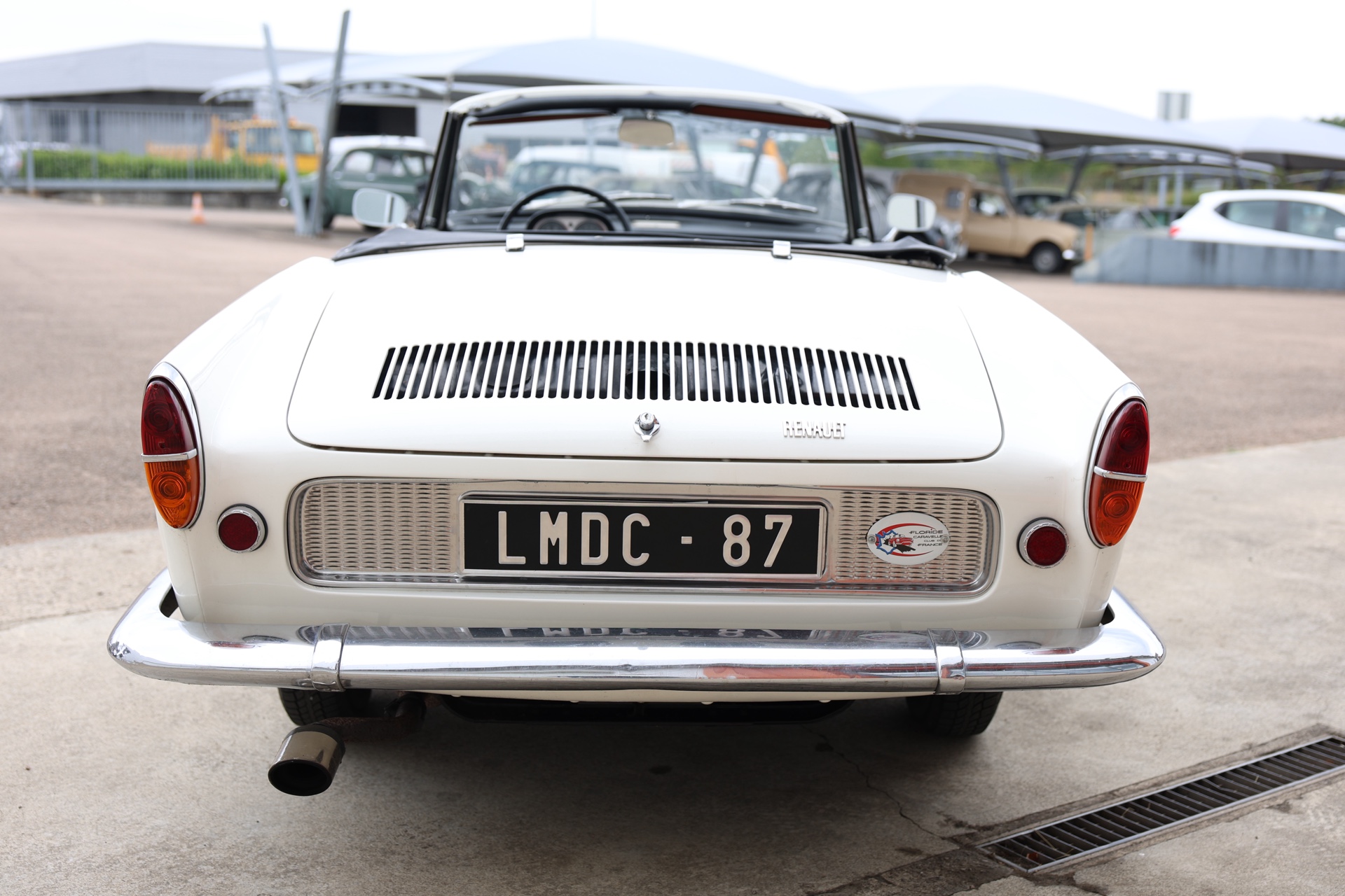 Renault Caravelle 1100 Cabriolet Blanche 1965 – Image 23
