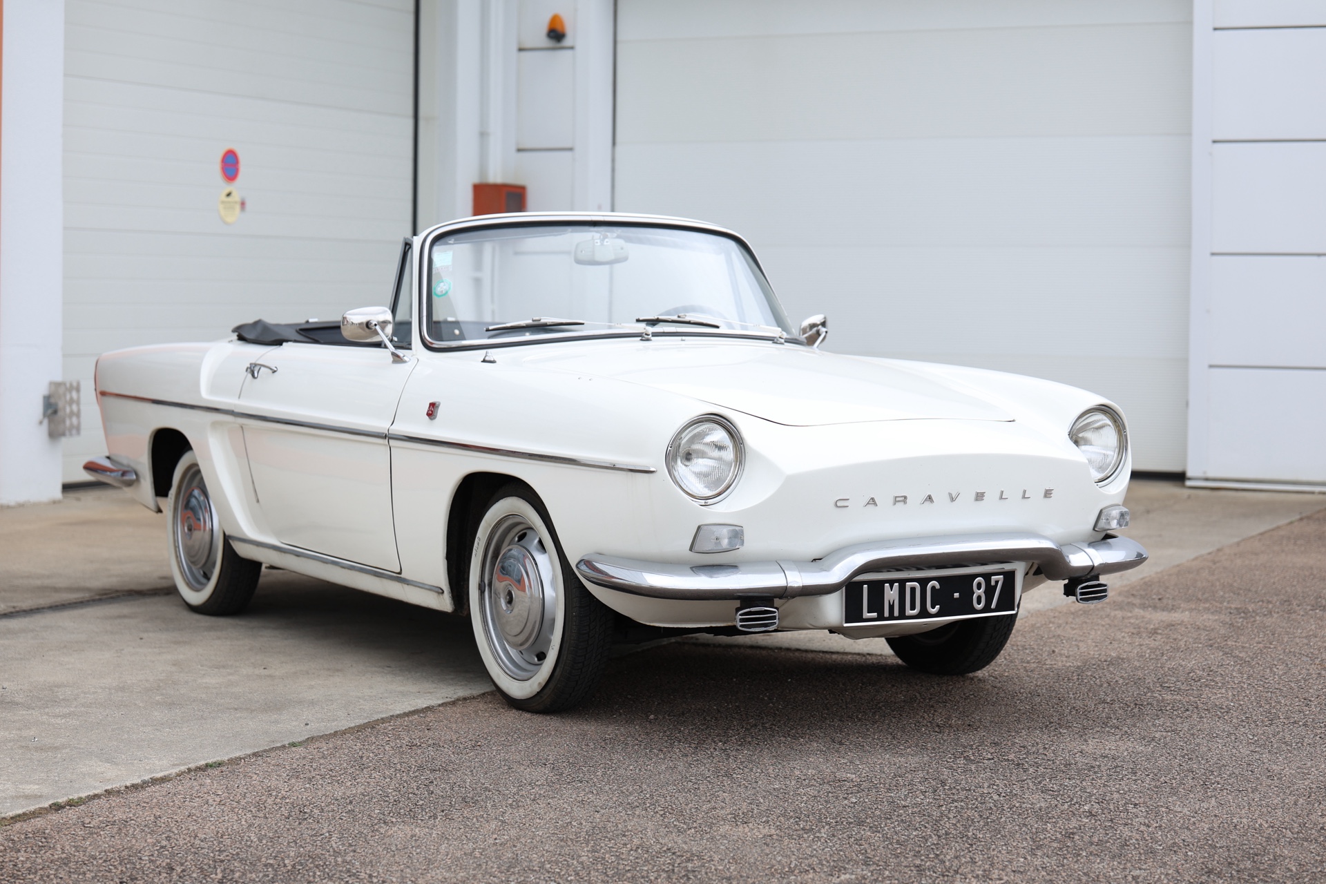 Renault Caravelle 1100 Cabriolet Blanche 1965 – Image 6