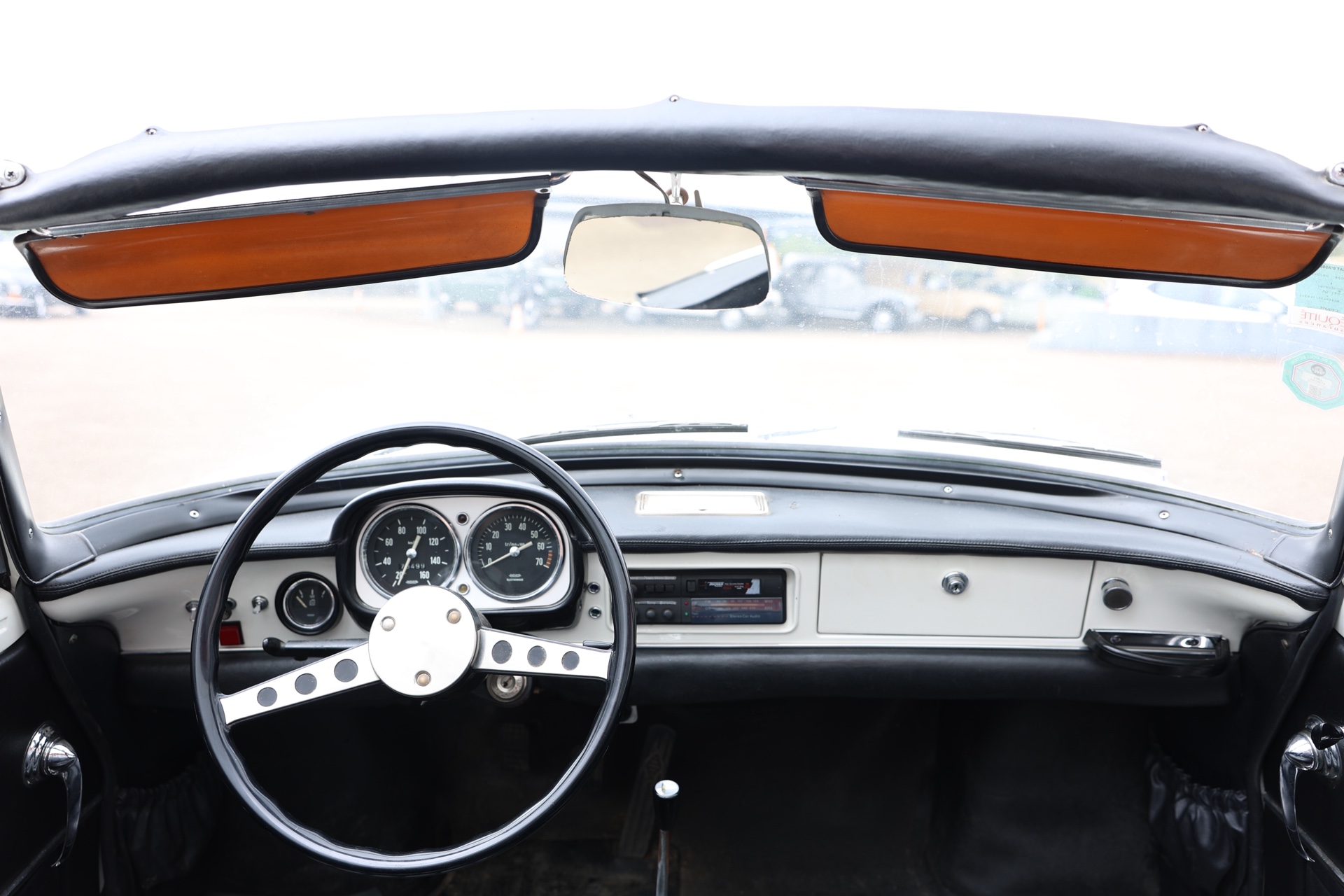 Renault Caravelle 1100 Cabriolet Blanche 1965 – Image 16