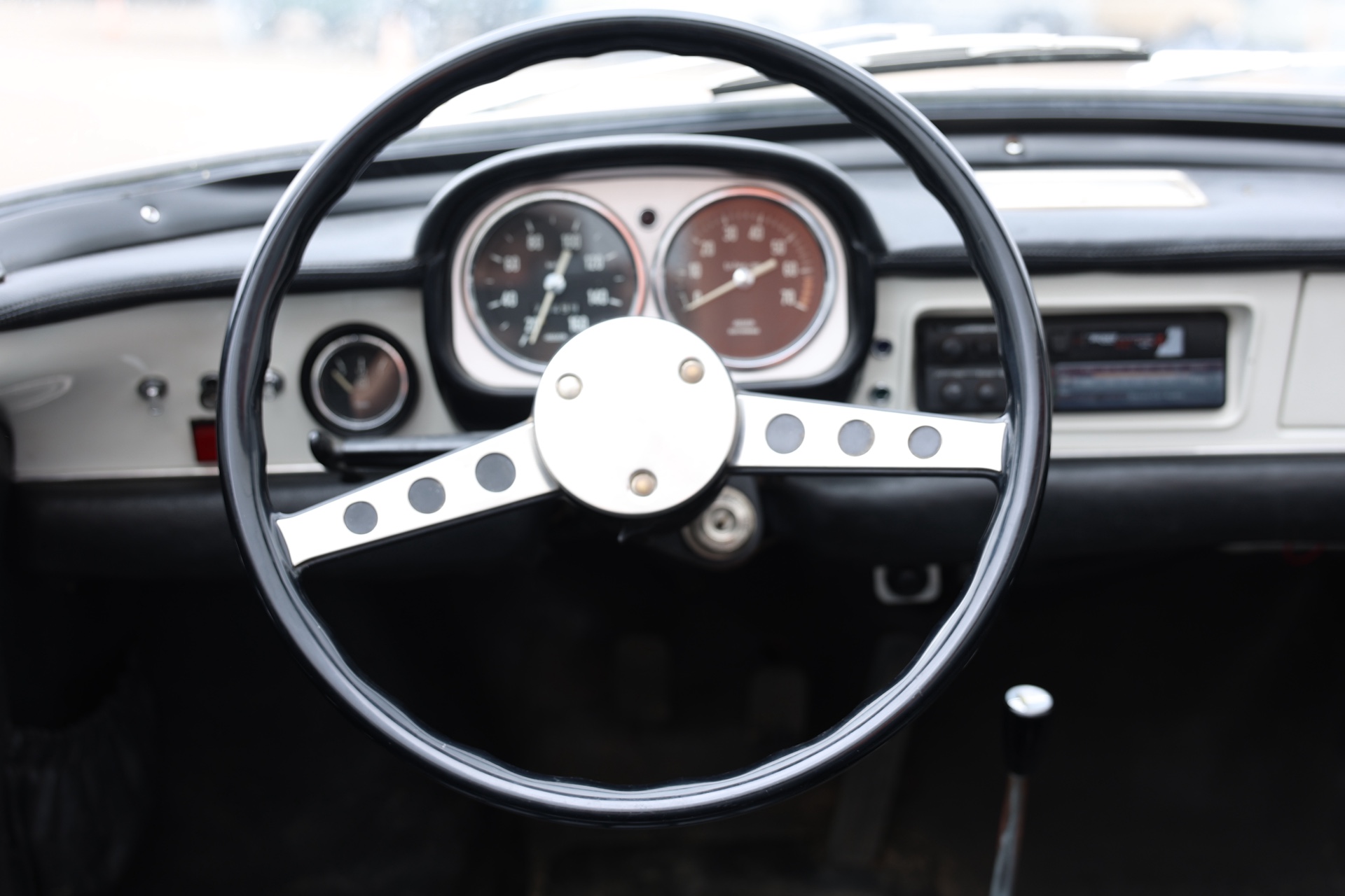 Renault Caravelle 1100 Cabriolet Blanche 1965 – Image 17