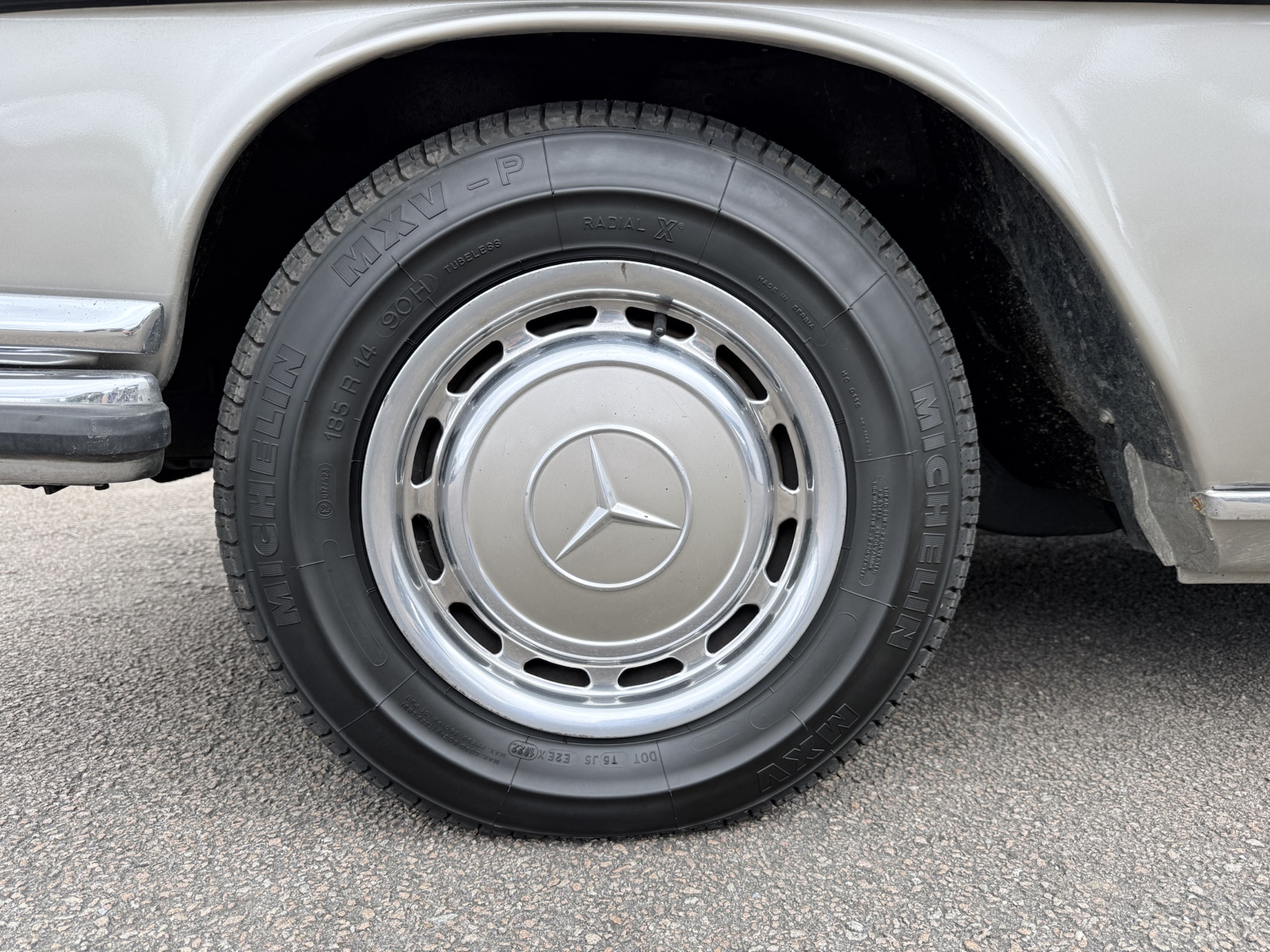 Mercedes 300 SEL 3.5 Type W109 Marron 1972 – Image 21