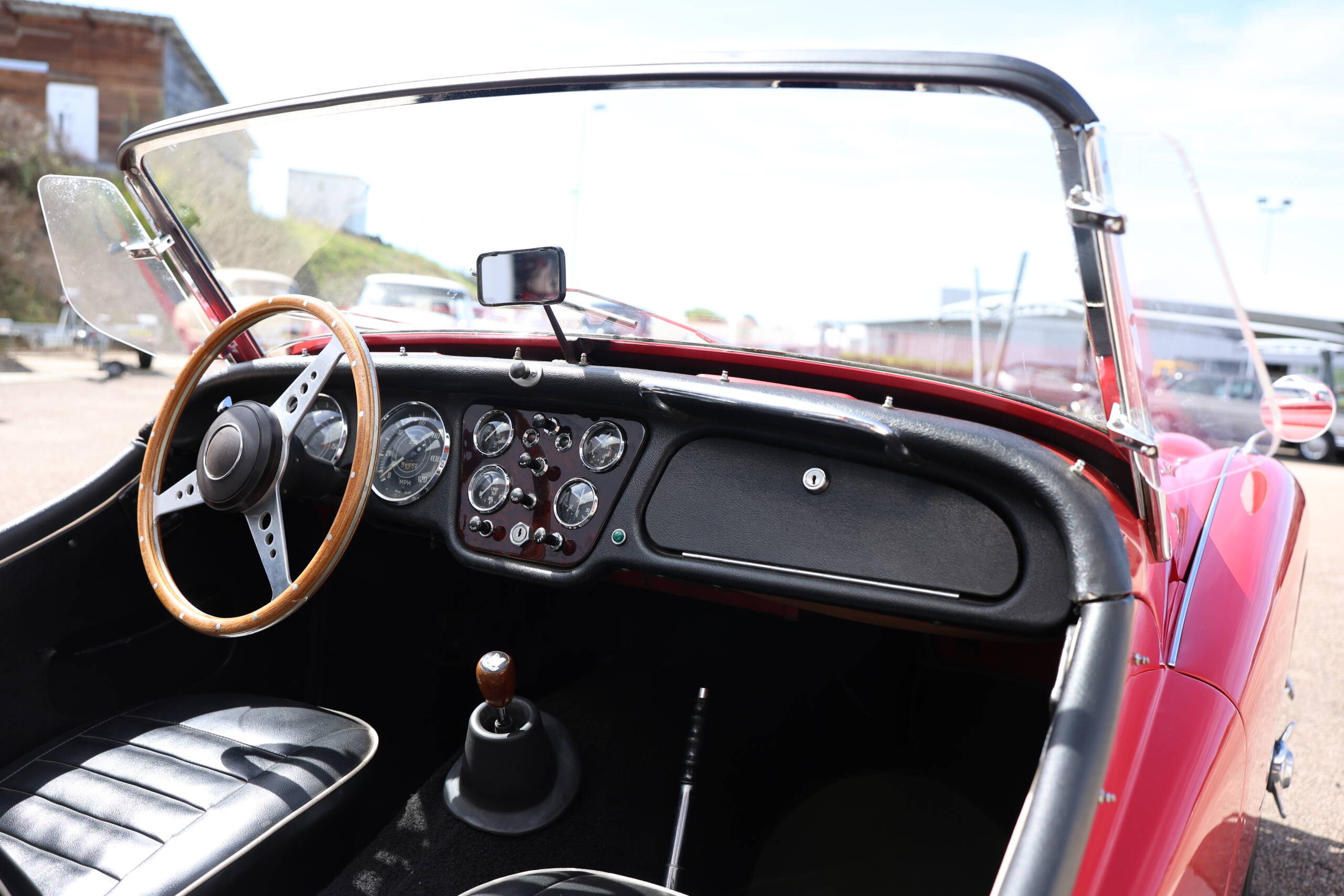 Triumph TR3B Rouge 1962 – Image 14