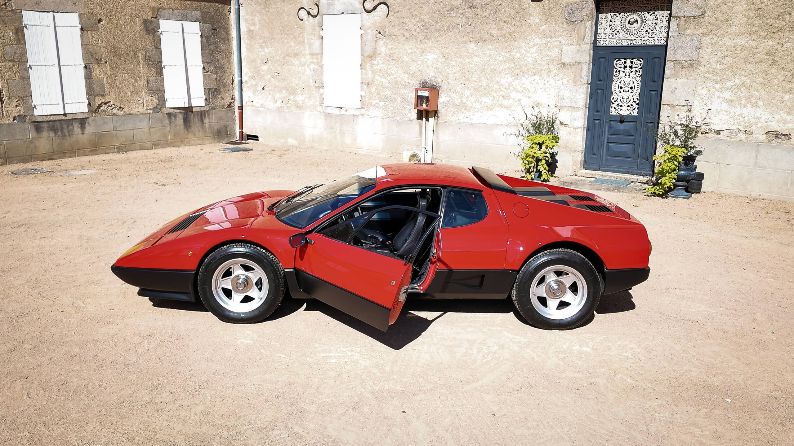 Ferrari 512 BBi Rosso Corsa 1983 – Image 27