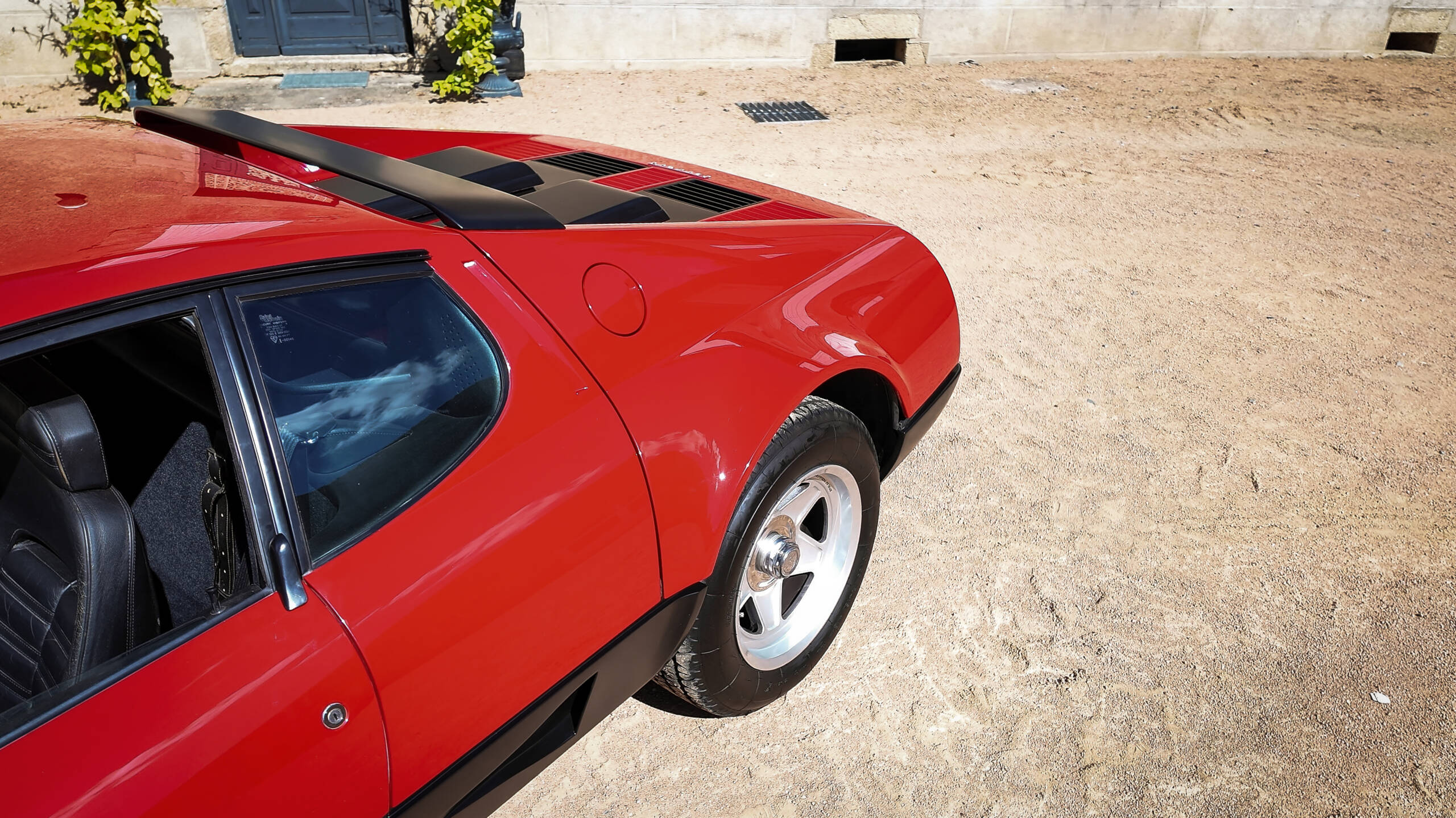 Ferrari 512 BBi Rosso Corsa 1983 – Image 13