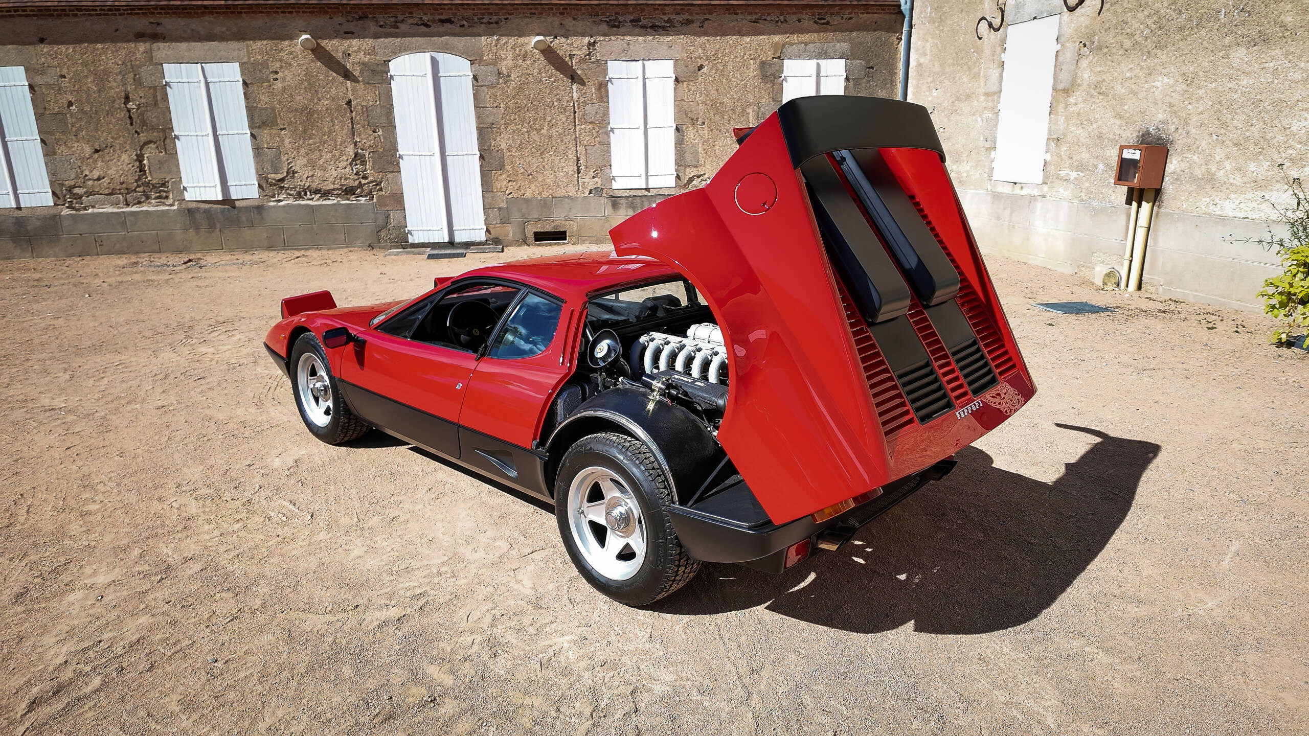 Ferrari 512 BBi Rosso Corsa 1983 – Image 44
