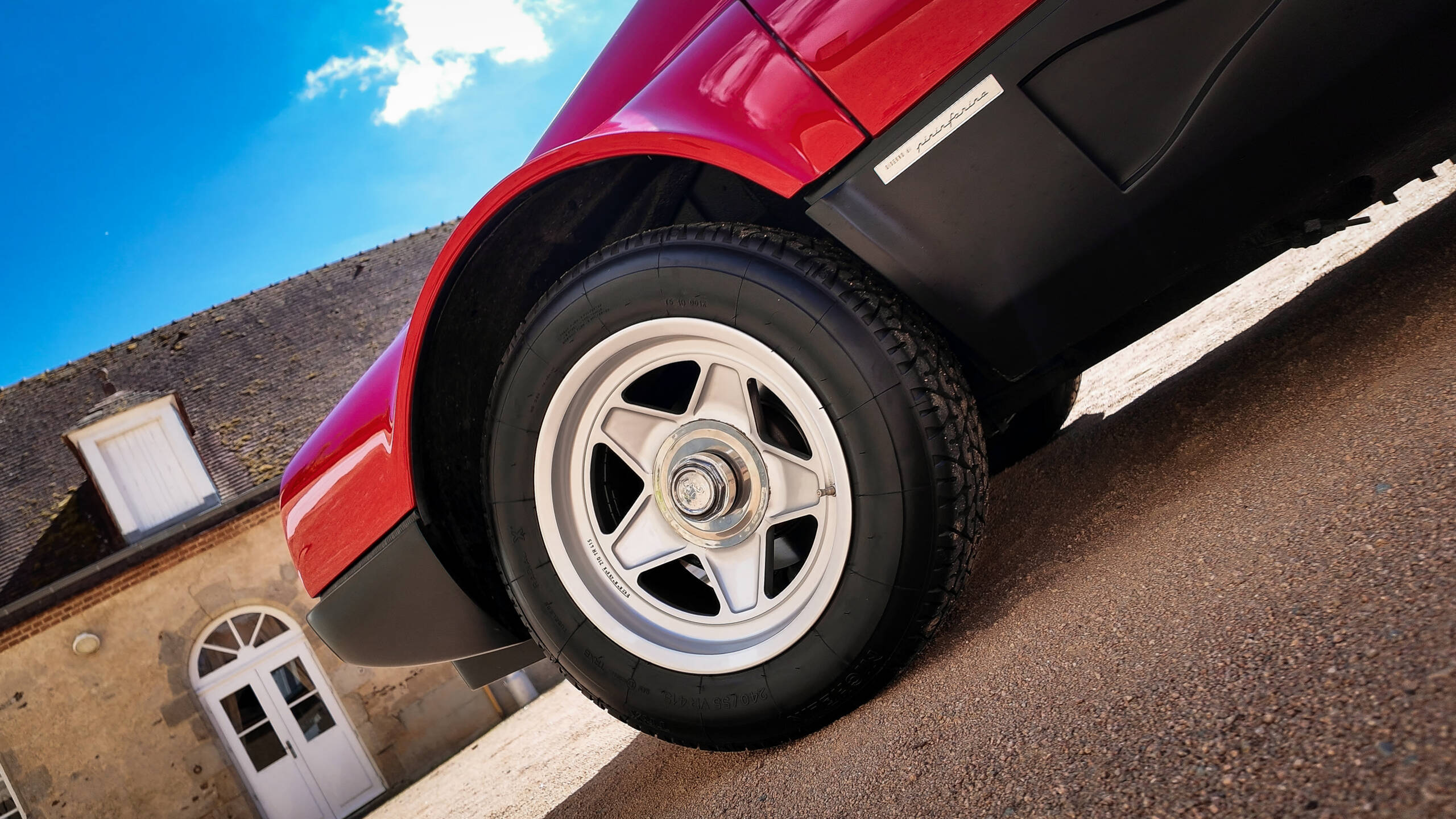 Ferrari 512 BBi Rosso Corsa 1983 – Image 40