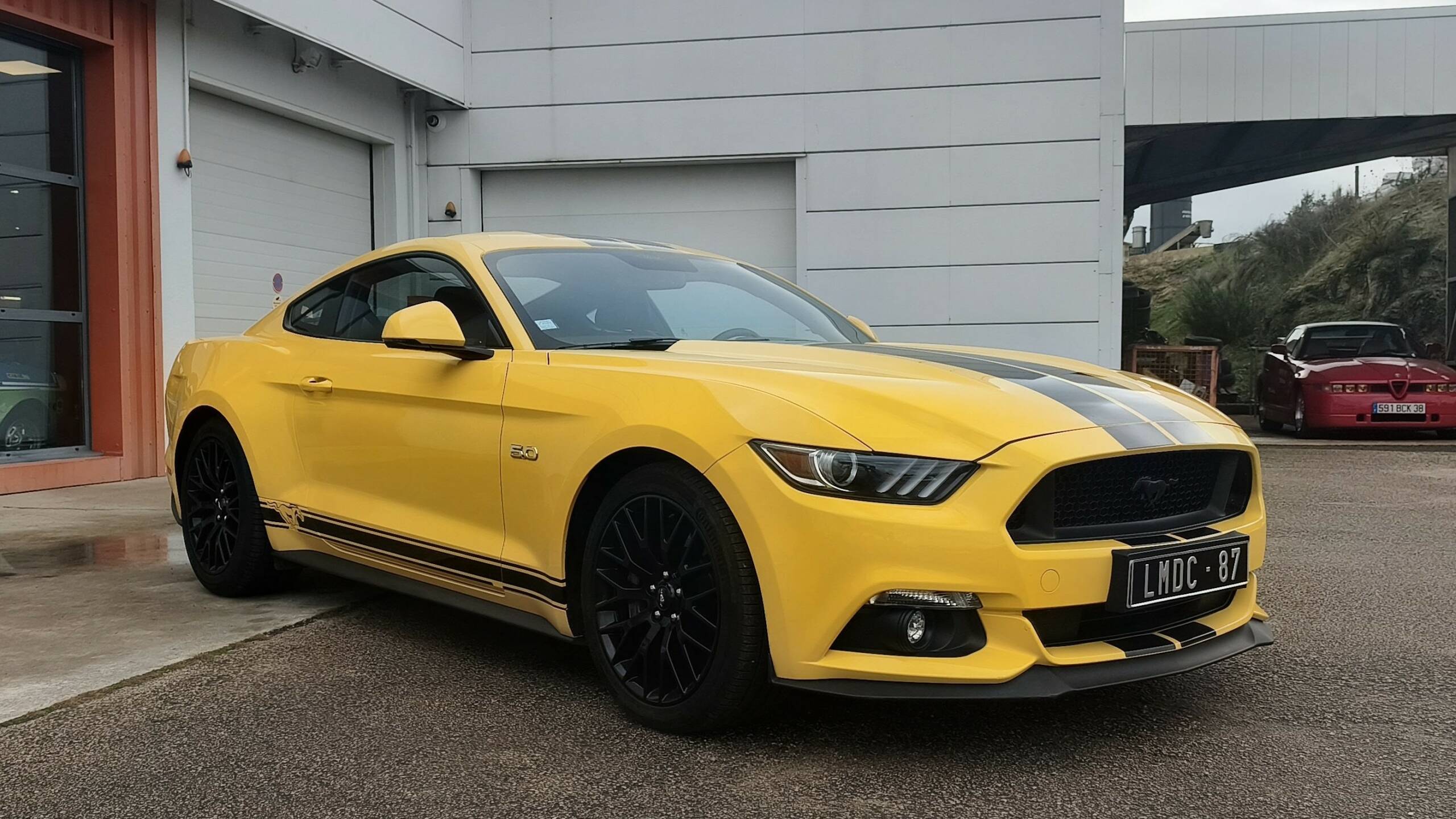 FORD MUSTANG FASTBACK 5.0 V8 GT PREMIUM – Image 2