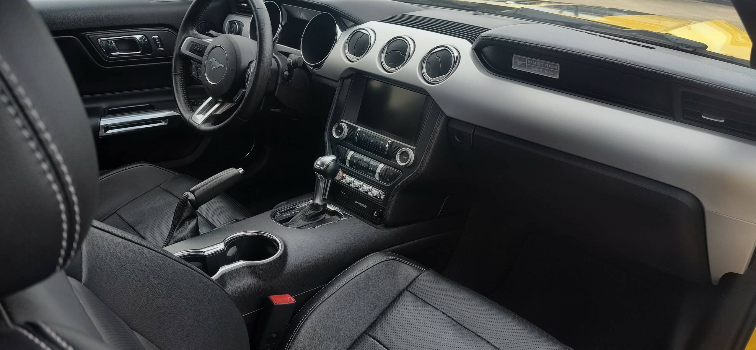 FORD MUSTANG FASTBACK 5.0 V8 GT PREMIUM – Image 9